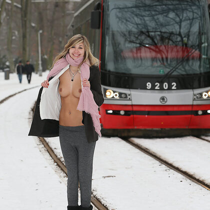 Holly Anderson 021 10-holy-on-the-streets.jpg