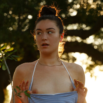 Iliza Monteforte 004 01-iliza-monteforte-burn-your-couch-by-zishy.jpg