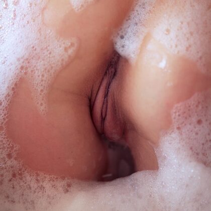 Indiana A 039 04-indiana-gets-wet.jpg