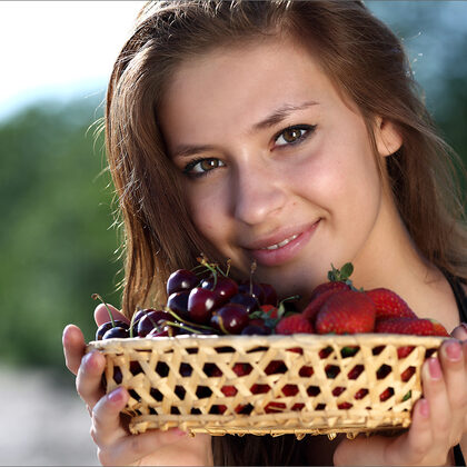 Irina J 013 01-lidija-seduction-by-the-sea.jpg