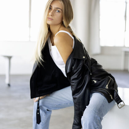 Irina Ri gallery 002