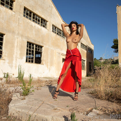 Isa Sweet 011 02-lupe-vibes-in-the-void-by-photodromm.jpg