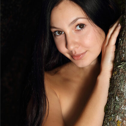 Jasmin A 005 11-jasmin-in-the-night.jpg