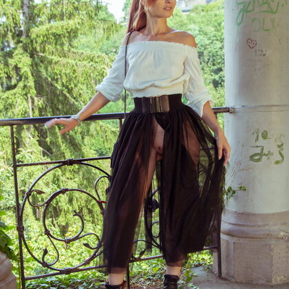 Jeny Smith 010 05-jeny-smith-castle-flasher.jpg