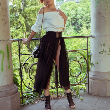 Jeny Smith 010 06-jeny-smith-castle-flasher.jpg