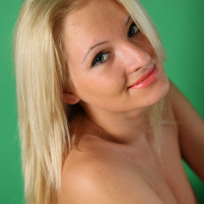 Jessica H 004 04-jessica-by-av-erotica.jpg