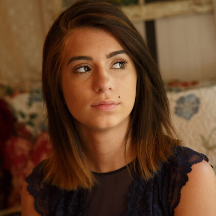 Jocelyn Kelly 002 01-jocelyn-kelly-and-an-aries-noodle-by-zishy.jpg