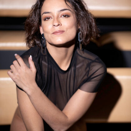 Joy Lamore 003 06-joy-lamore-home-theater-by-playboy.jpg