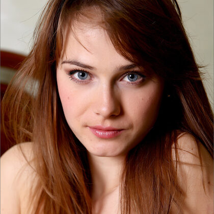 Julia I 020 05-maya-from-mpl-studios.jpg