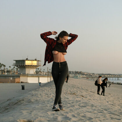 Juniper Hope 001 02-hopeless-sofrantic-venice-after-dark-by-zishy.jpg