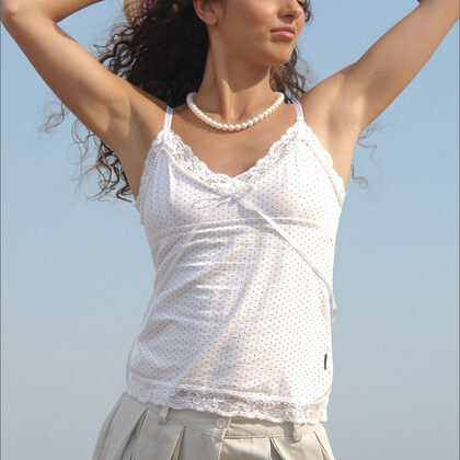 Karina G gallery 002