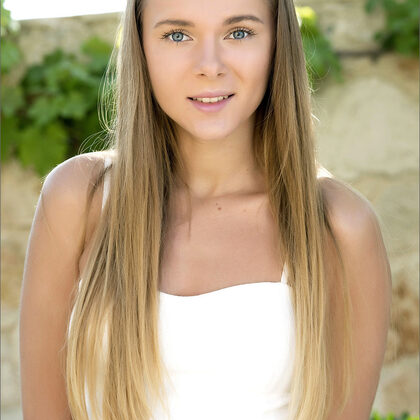 Karissa Diamond gallery 033