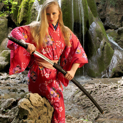 Kasana 004 01-danielle-waterfall.jpg