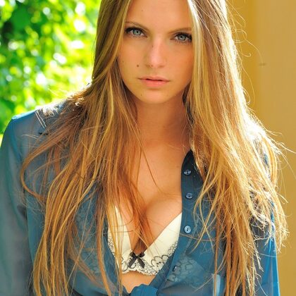 Kennedy Nash 009 03-ftv-girl-laurie.jpg