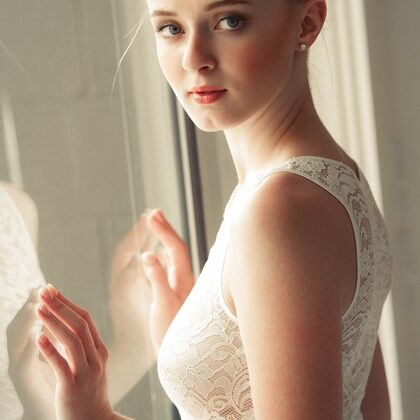 Kenze Thomas 016 02-ellie-jane-elegant-by-this-years-model.jpg