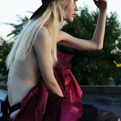 Kira W 007 05-kira-date-at-dusk-by-playboy.jpg