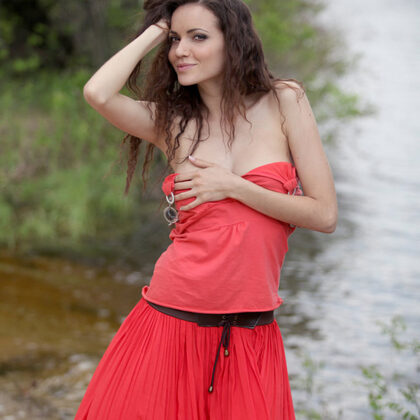 Kolumbina A 004 03-met-art-girl-kolumbina-a.jpg