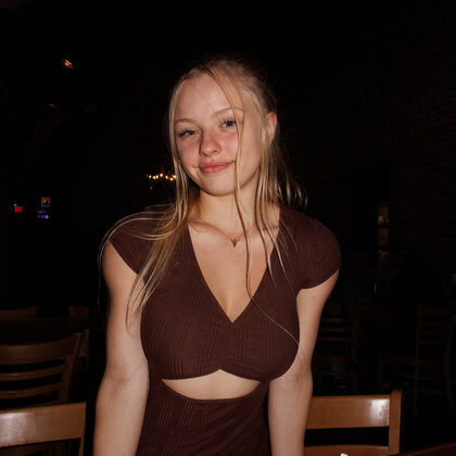 Kylie Shay 005 01-kylie-shay-free-smells-by-zishy.jpg