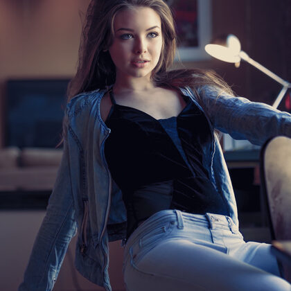 Lana Lea 005 02-lana-lea-in-the-jeans-by-this-years-model.jpg