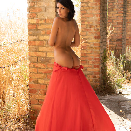 Laura Giraudi 017 04-giselle-the-arcades-by-photodromm.jpg