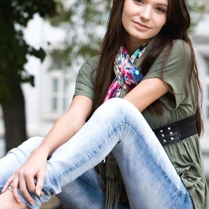 Leila A 008 05-leila-a-in-jeans.jpg