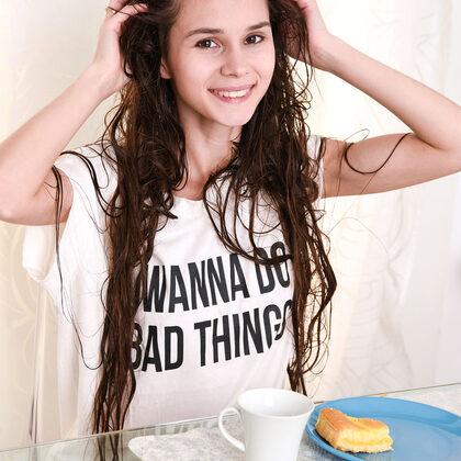 Leona Mia 015 06-leona-mia-bonus-set-by-femjoy.jpg