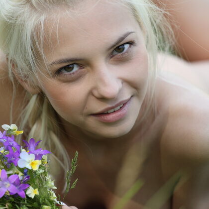 Leonie 003 17-linda-peerless-day.jpg