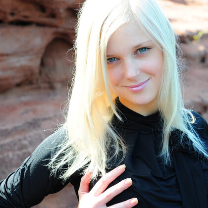 Lesia 001 01-lesia-terra-nova-by-amour-angels.jpg