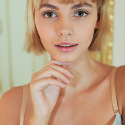 Lilit A 037 01-ariela-so-here-i-am-by-watch-4-beauty.jpg