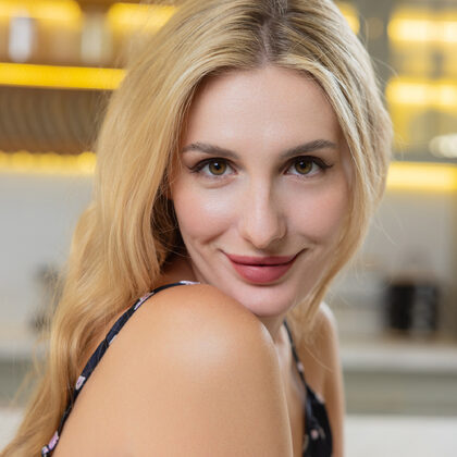 Lillie Pie 005 06-lillie-midnight-snack.jpg