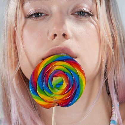 Lilly A 014 01-presenting-lilly.jpg