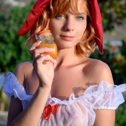 Lily Fleur 008 02-marta-gromova-provincial-by-rylsky-art.jpg