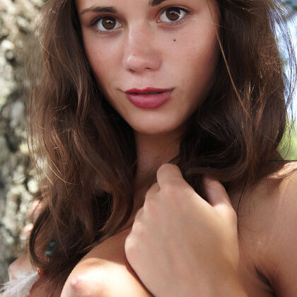 Little Caprice 055 02-caprice-chiquita-by-errotica-archives.jpg