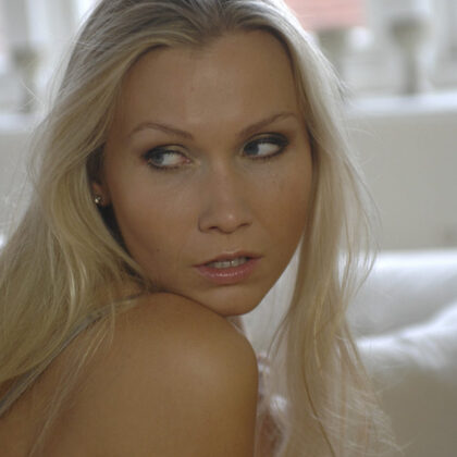 Lizzy Merova 024 04-lizzy-merova-aka-mischa-from-girlfolio.jpg