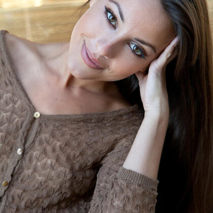 Lorena B 052 07-charming-lorena-b.jpg