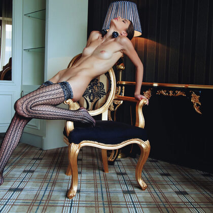 Loretta A 006 04-loretta-a-glamour-beauty-babe-by-eternal-desire.jpg