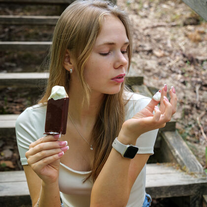 Luise 011 01-luise-horny-and-creamy-by-the-life-erotic.jpg