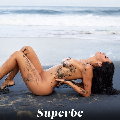 Malena Ponce 001 05-malena-ponce-stormy-seas-by-superbe-models.jpg