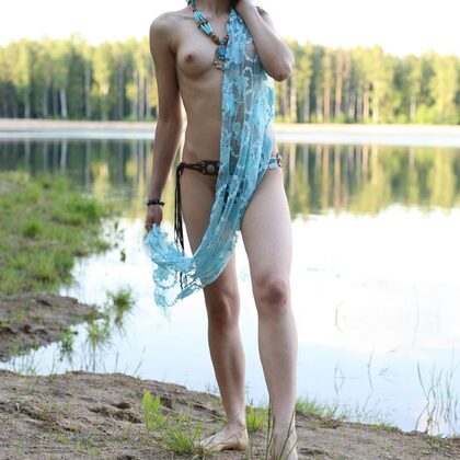 Marina O 001 08-mari-naturally-beautiful.jpg