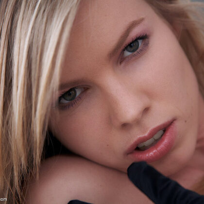 Marketa Belonoha 011 04-marketa-by-erro.jpg