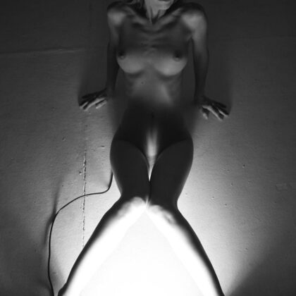 Marketa Belonoha 021 07-marketa-belonoha-lamp-art.jpg