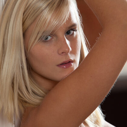 Marry Queen 034 04-marry-queen-aka-miela-by-erotic-snap.jpg