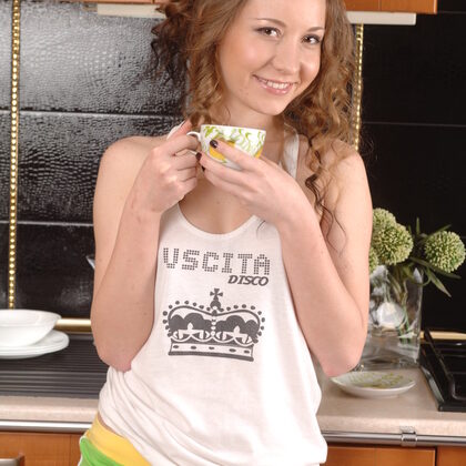 Martina 001 01-martina-in-a-kitchen.jpg