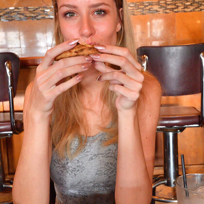 Mazzy Grace 007 12-mazzy-comfortably-sexy-by-ftv-girls.jpg