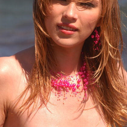 Melani A gallery 003