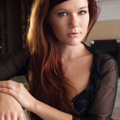 Mia Sollis 004 01-mia-sollis-acemi-by-met-art.jpg