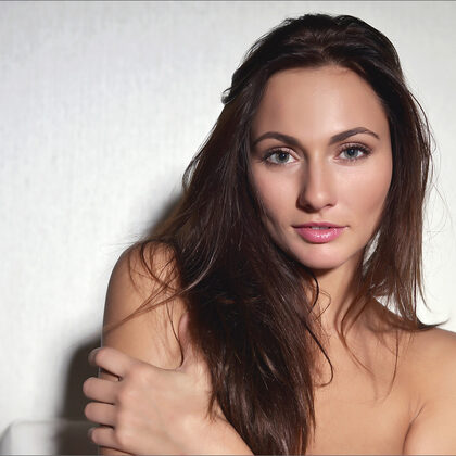 Michaela Isizzu 032 04-michaela-isizzu-retro-film.jpg