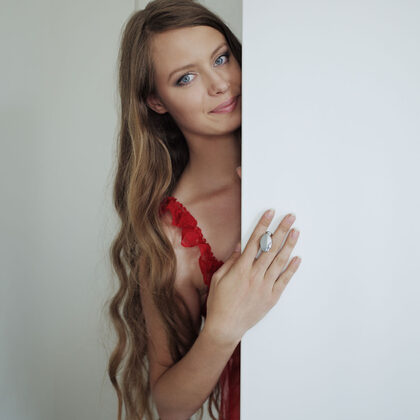 Milana K 006 01-milana-k-nagusia-by-met-art.jpg