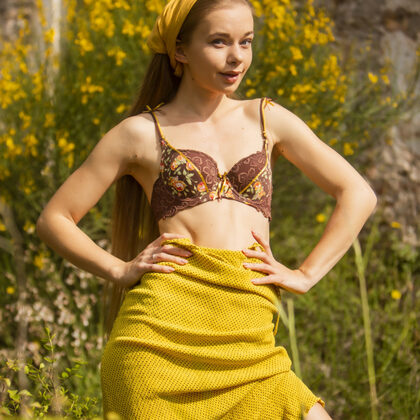 Milena Angel 024 02-milena-angel-early-flower.jpg