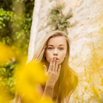 Milena Angel 024 15-milena-angel-early-flower.jpg